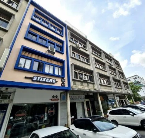 Three Geylang properties for sale by tender in Lavender