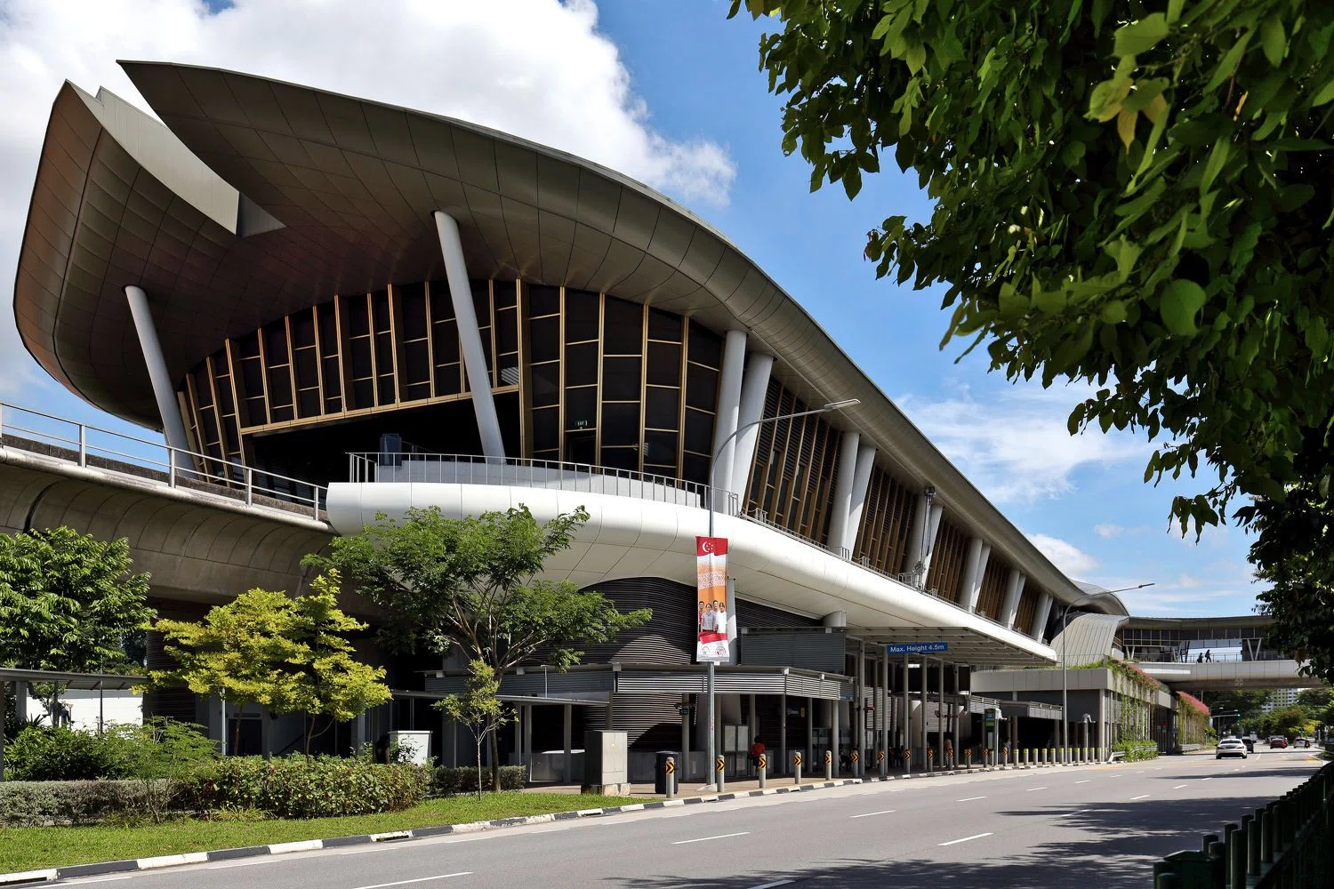 The upcoming Canberra MRT Station nearby Provence new launch condo