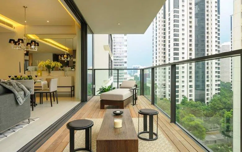 balcony