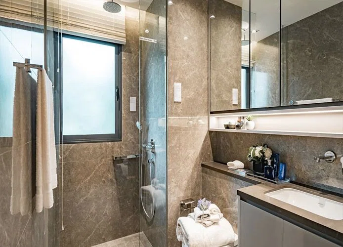 Myra Condo bathroom