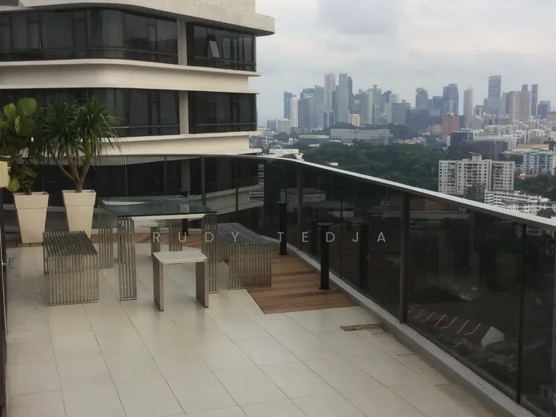 Trilight 4 Bedroom For Sale -  5,802  sqft